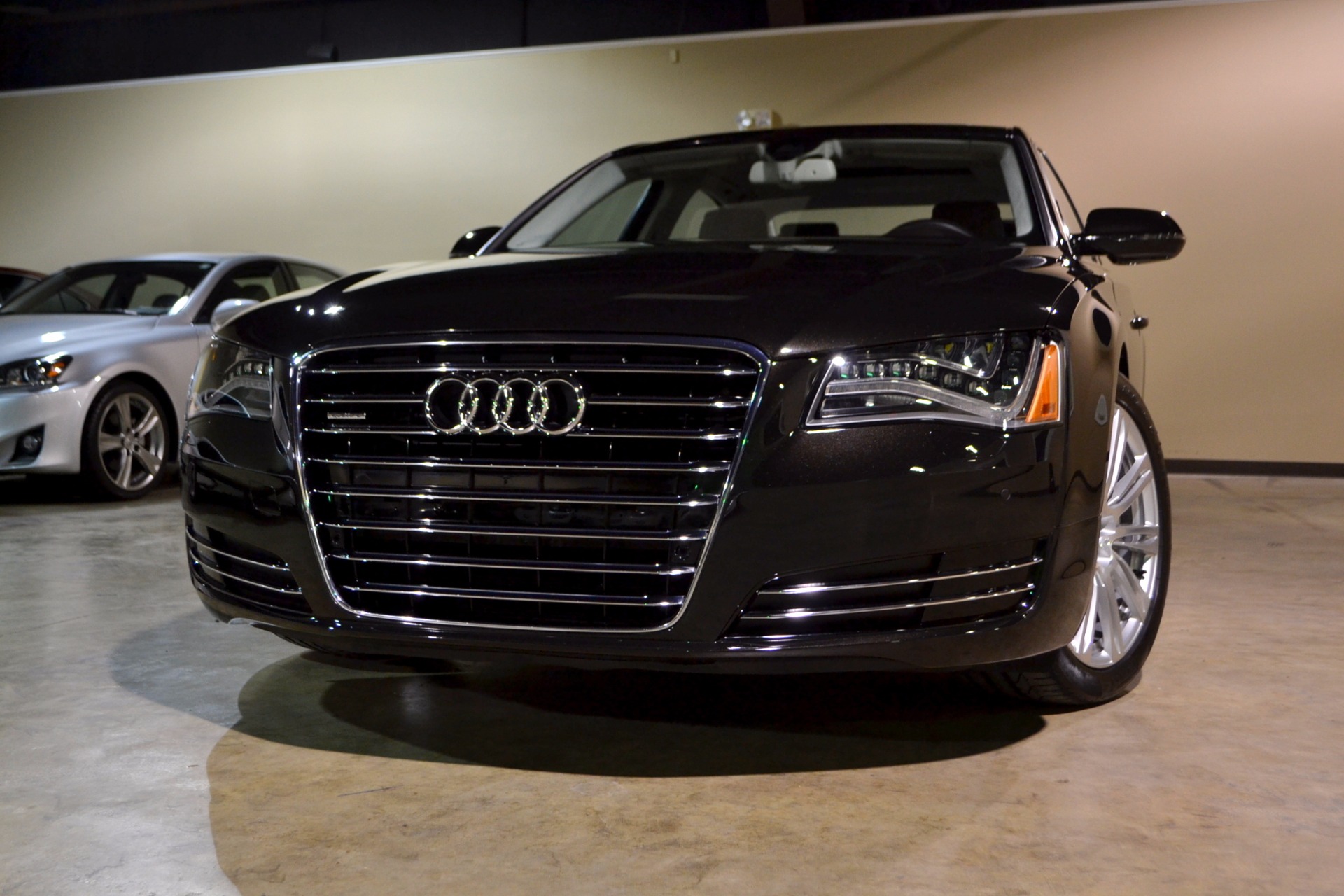 2012-audi-a8l-l-quattro