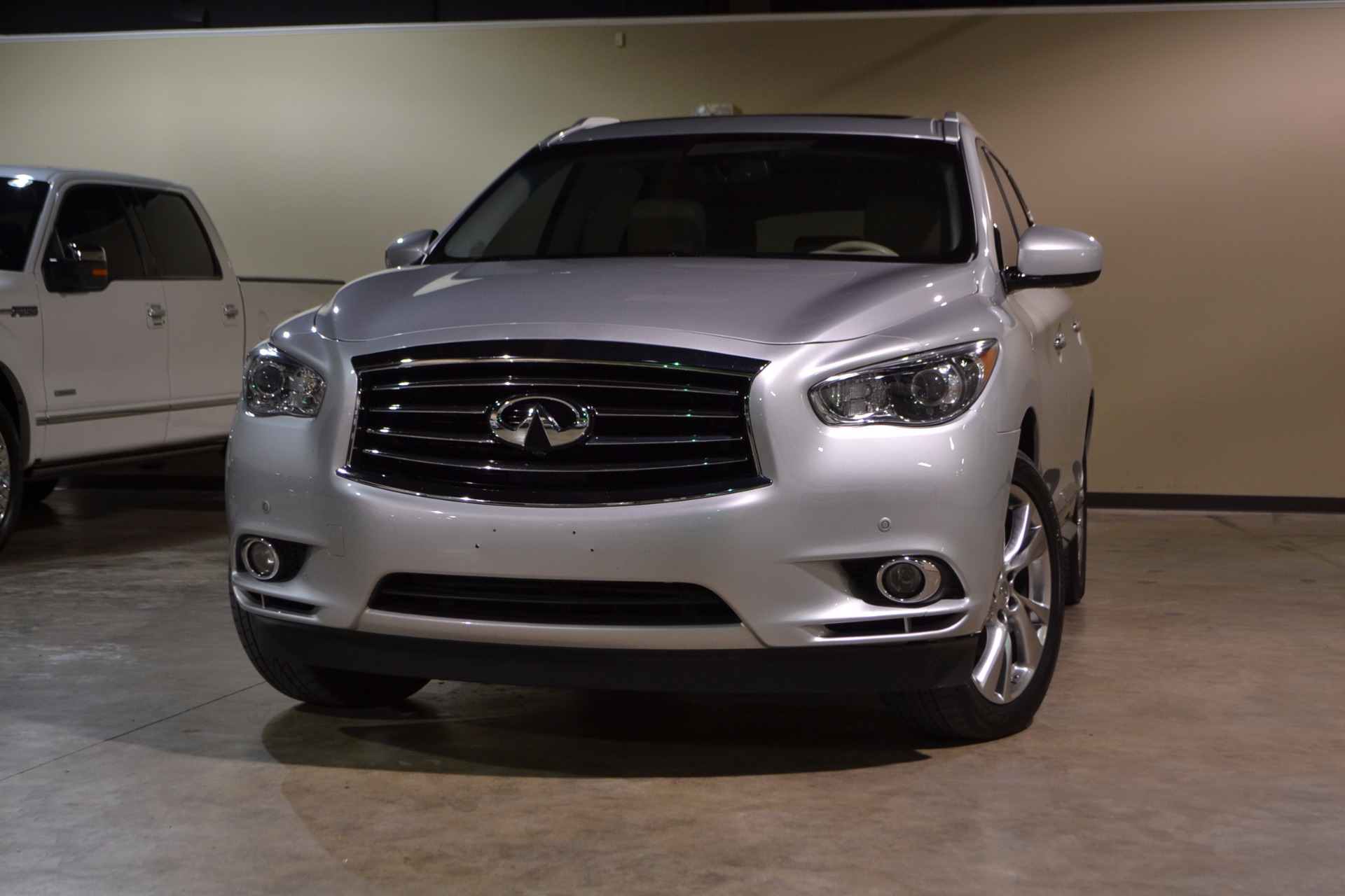 Infiniti jx35