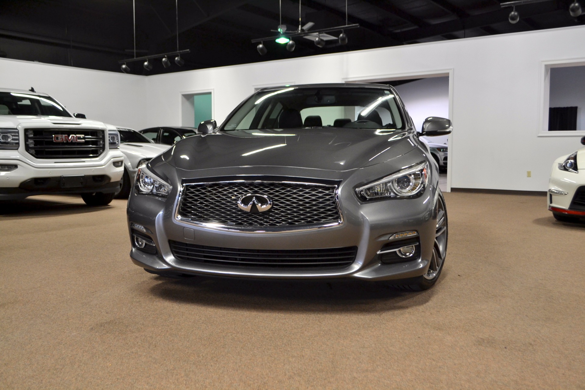 2015 INFINITI Q50 Premium