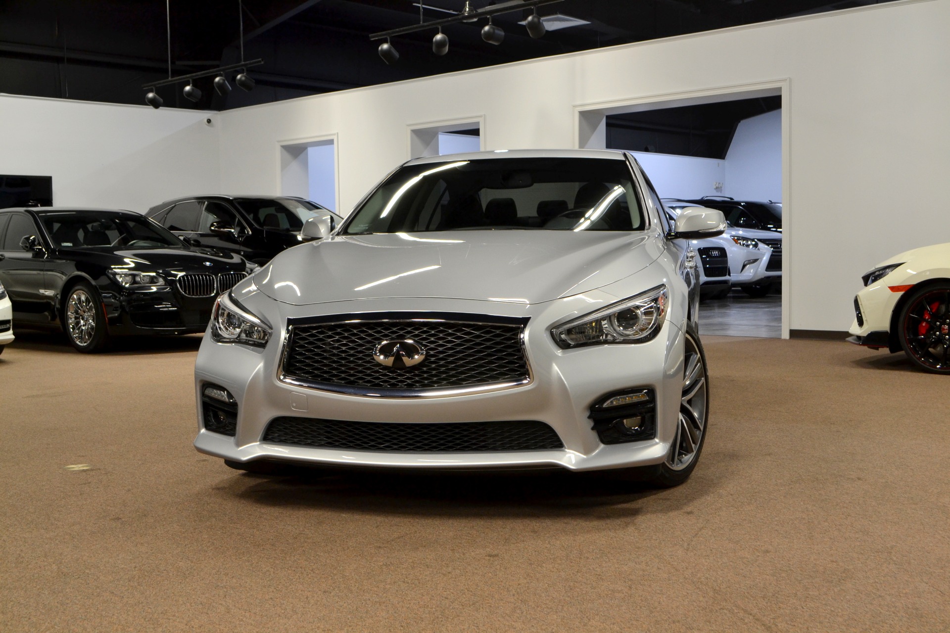 2015 INFINITI Q50 Sport