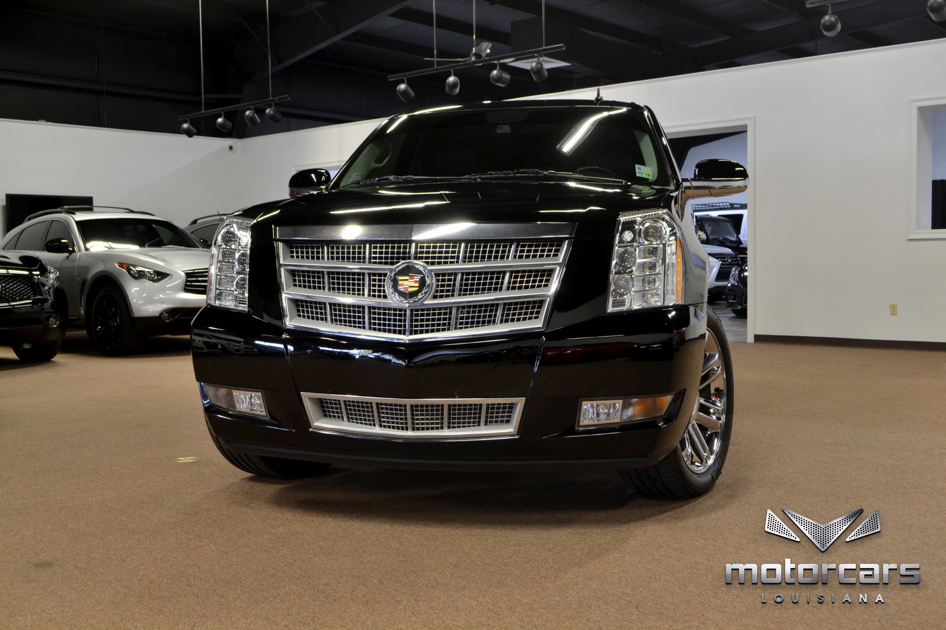 2013 Cadillac Escalade Platinum Edition